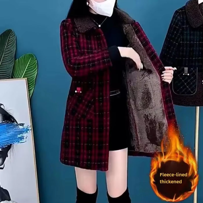 Thickened Fleece-Lined Women'S Overcoat Winter Plaid Slimming Jacket Stylish Warm Medium-Length Mother'S Attire plus Size